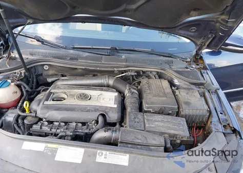 2015 Volkswagen Cc 2.0T Sport from USA, damaged, VIN WVWBP7AN1FE801538